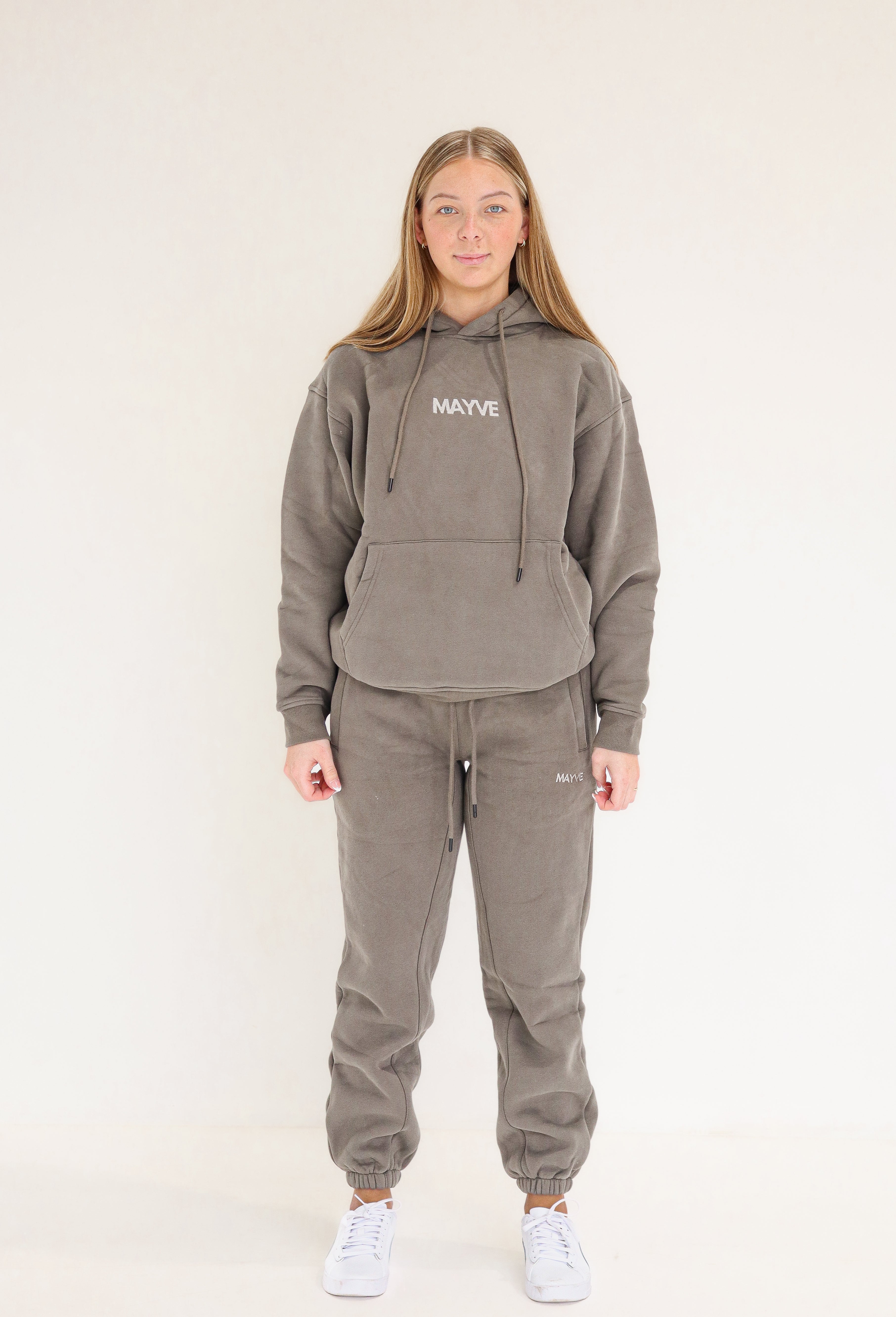 ESSENTIAL HOODIE - ASH GREY