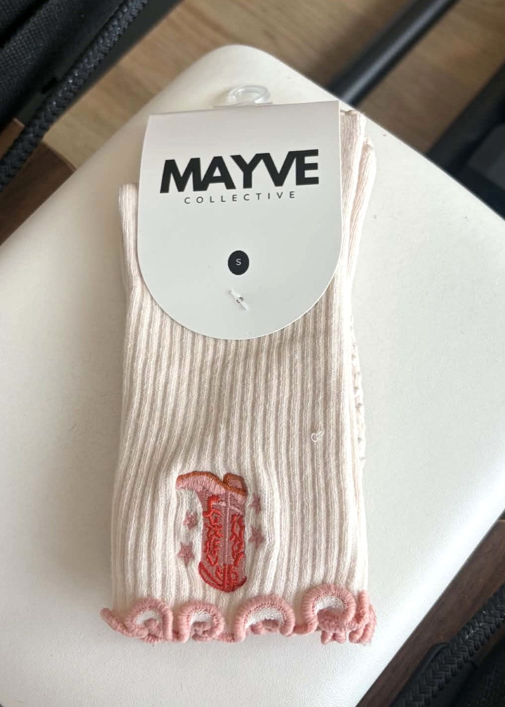 MAYVE GRIP PILATES SOCKS - COWGIRL BOOTS