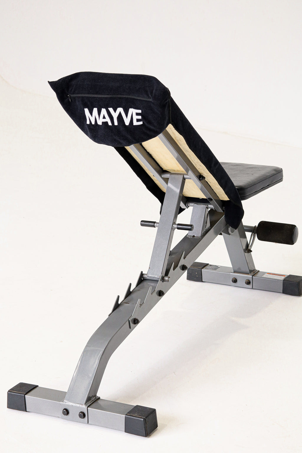 MAYVE HOODED GYM TOWEL
