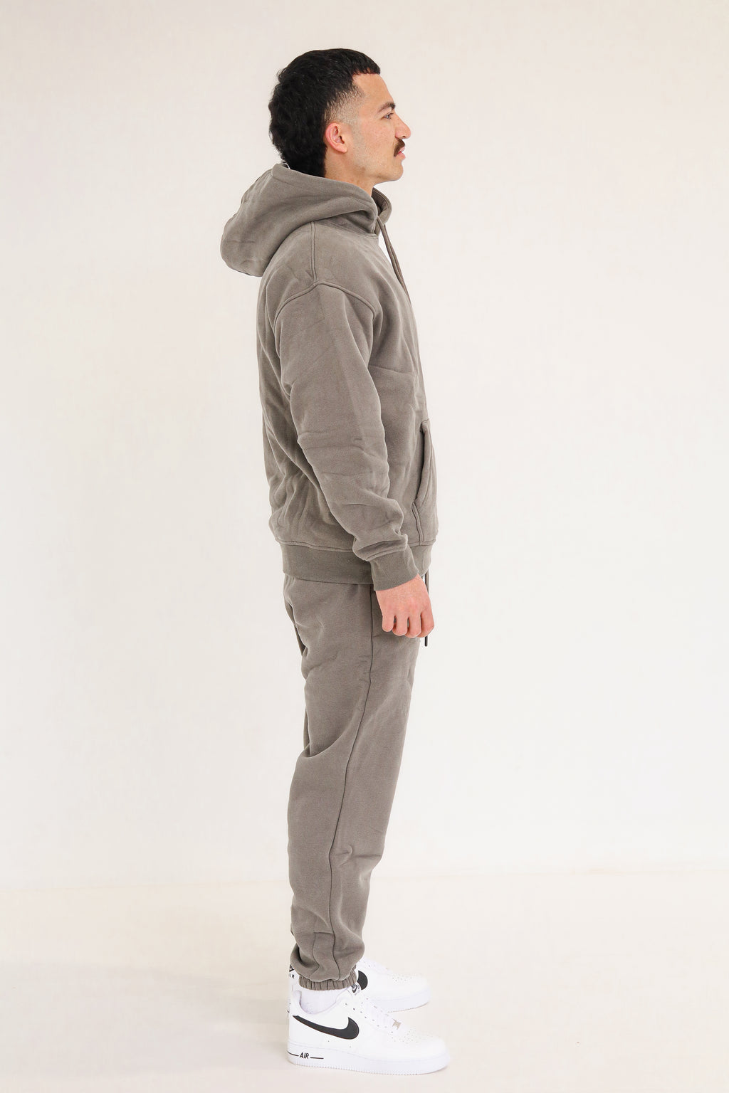 ESSENTIAL TRACKSUIT PANTS - ASH GREY